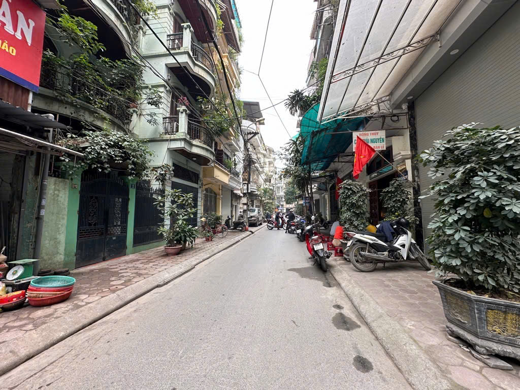 [ Bán nhà Mặt Phố KIM ĐỒNG, 56m 5 Tầng ] Vỉa Hè - Kinh Doanh, Ô tô tránh. Giá Tốt nhất KV